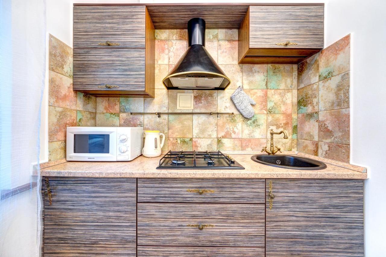 Світло! Vip Apartment In The Druzhby Narodiv Metro Station Kiev Dış mekan fotoğraf